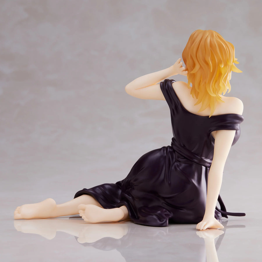 Soul Society Rangiku Matsumoto Relax Time Version Cute Collectible Anime Figure 4.68" in - 11.9 cm